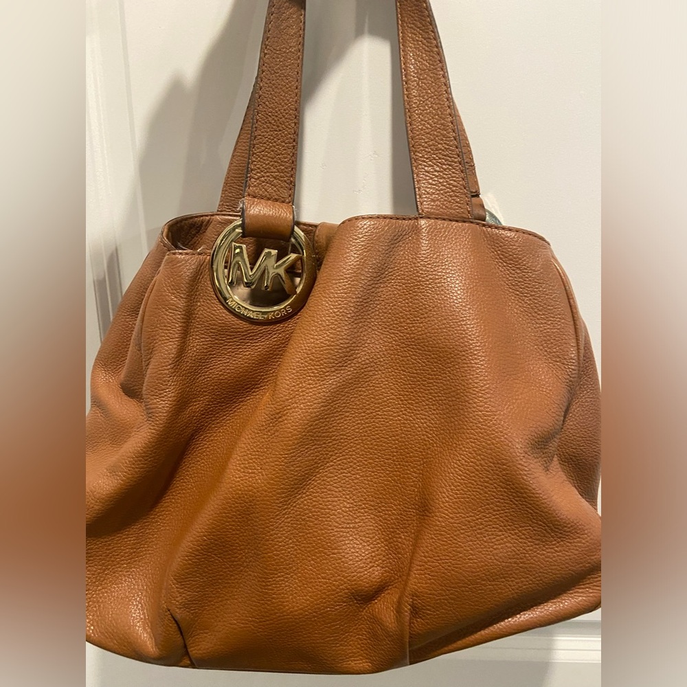 Michael Kors leather shoulder bag